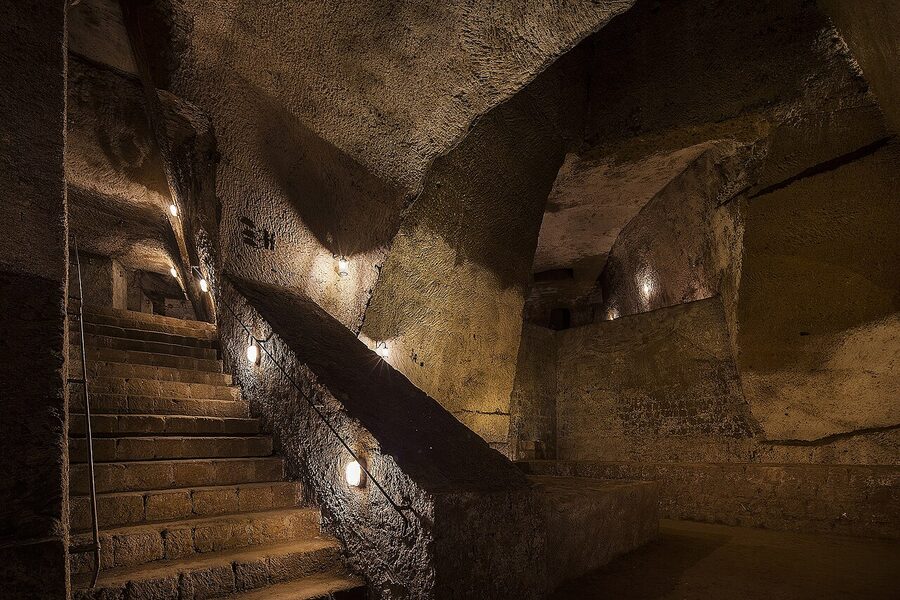 Galleria Borbonica cistern with stairs