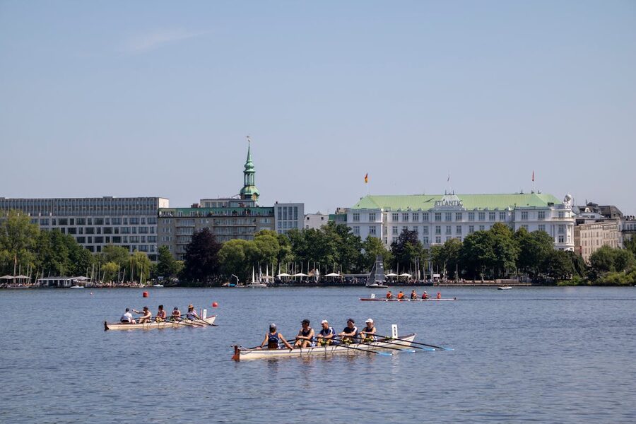 Hamburg city bike tour and sightseeing