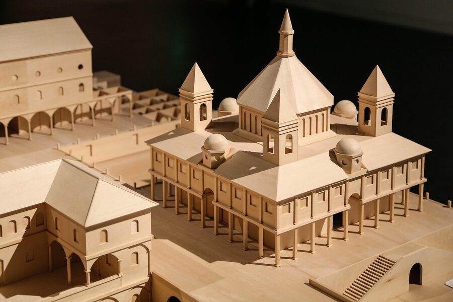 Leonardo da Vinci exhibition gallery interior