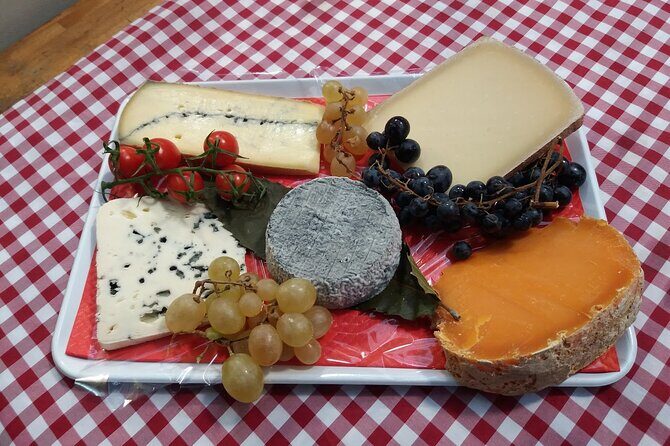 Paris Le Marais Food Tour With 10+ Tastings, Cheese, Wine & More - Breakfast Stop: Croissant and Coffee, Plus a Real Baguette Lesson