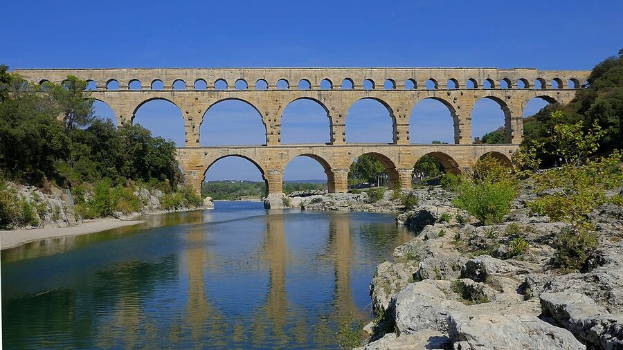Pont du Gard aqueduct heritage site