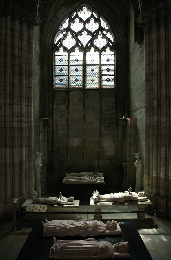 Royal tomb effigies (gisants) at Basilique Saint-Denis