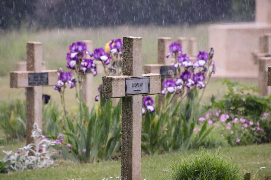 somme-military-cemetery-graves