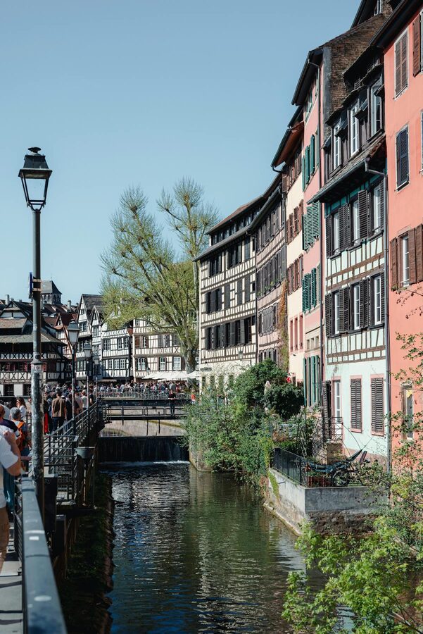 strasbourg petite france canal 31609404